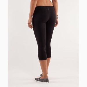 Black lululemon leggings